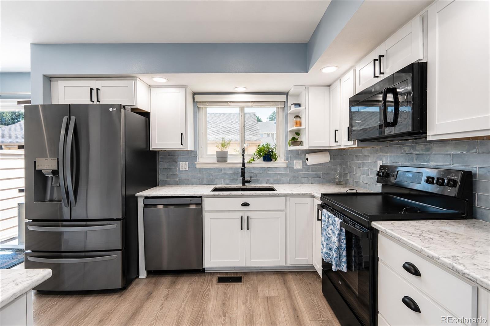 MLS Image #12 for 6937 e briarwood drive,centennial, Colorado