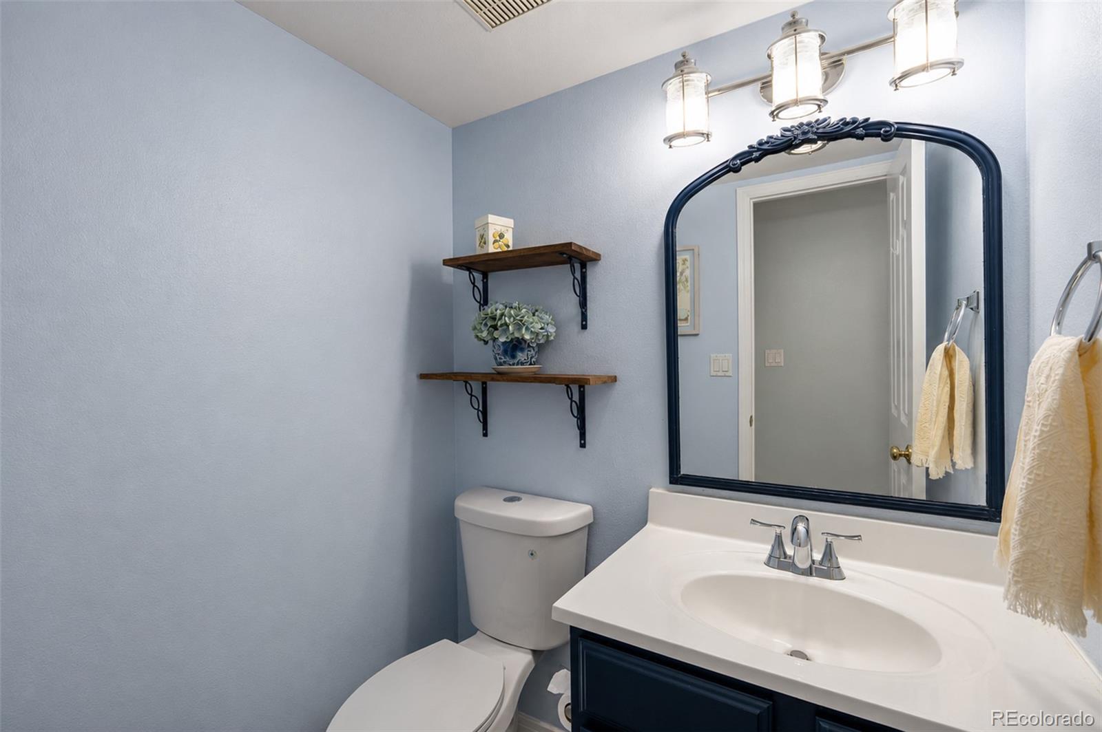 MLS Image #15 for 6937 e briarwood drive,centennial, Colorado