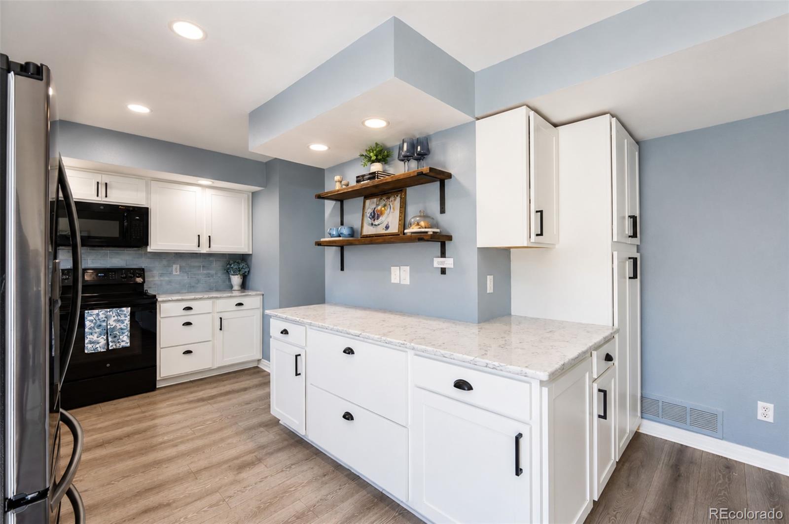 MLS Image #9 for 6937 e briarwood drive,centennial, Colorado