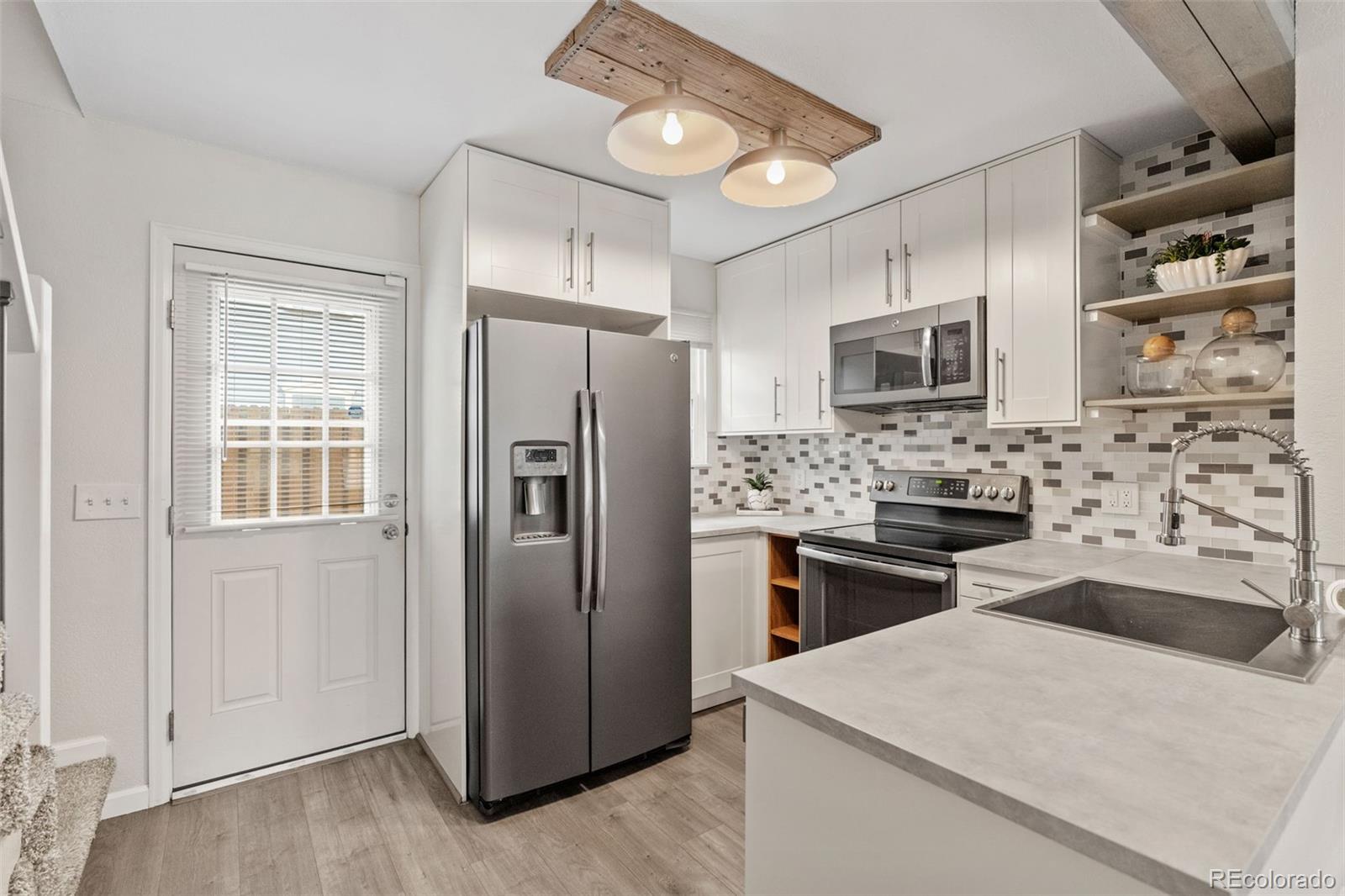 MLS Image #11 for 6712 s independence street,littleton, Colorado