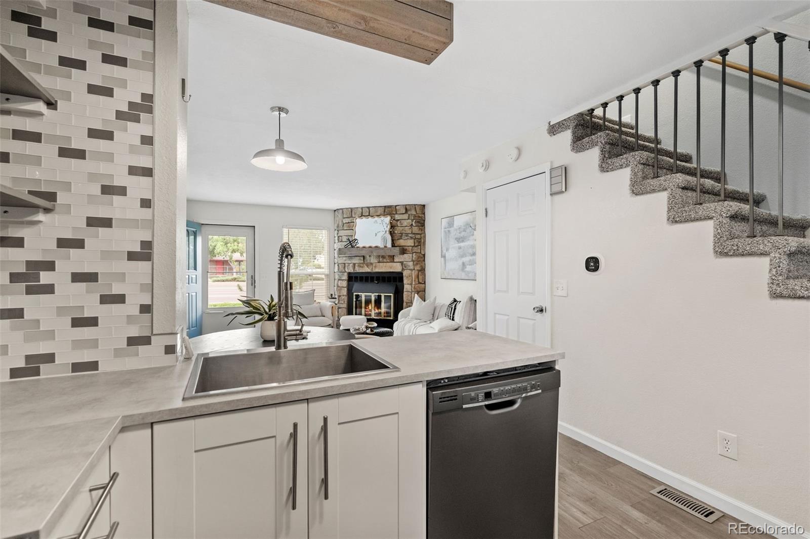 MLS Image #16 for 6712 s independence street,littleton, Colorado