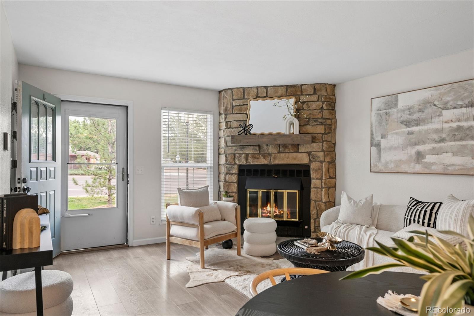 MLS Image #6 for 6712 s independence street,littleton, Colorado