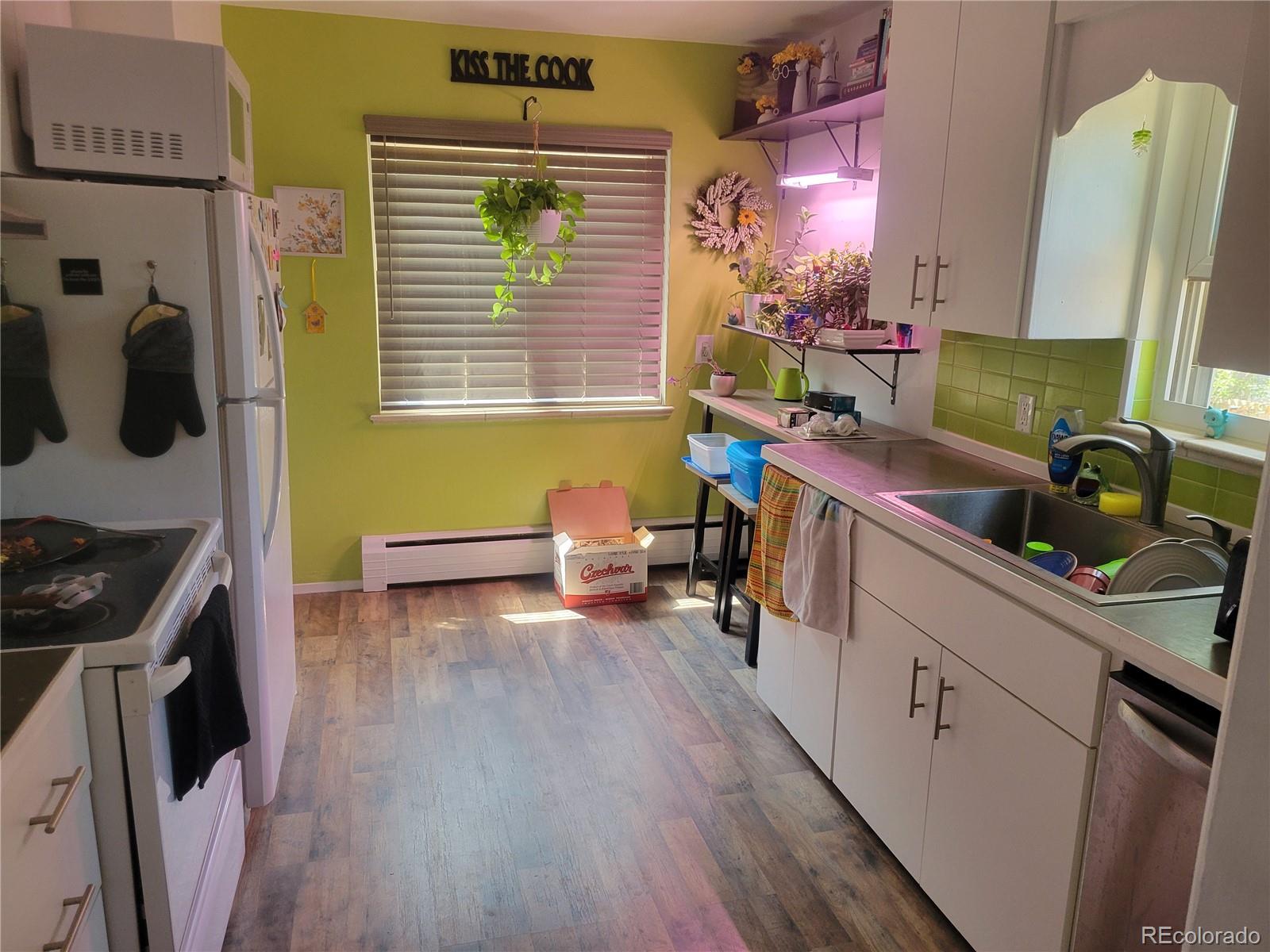MLS Image #6 for 4825 s galapago street,englewood, Colorado