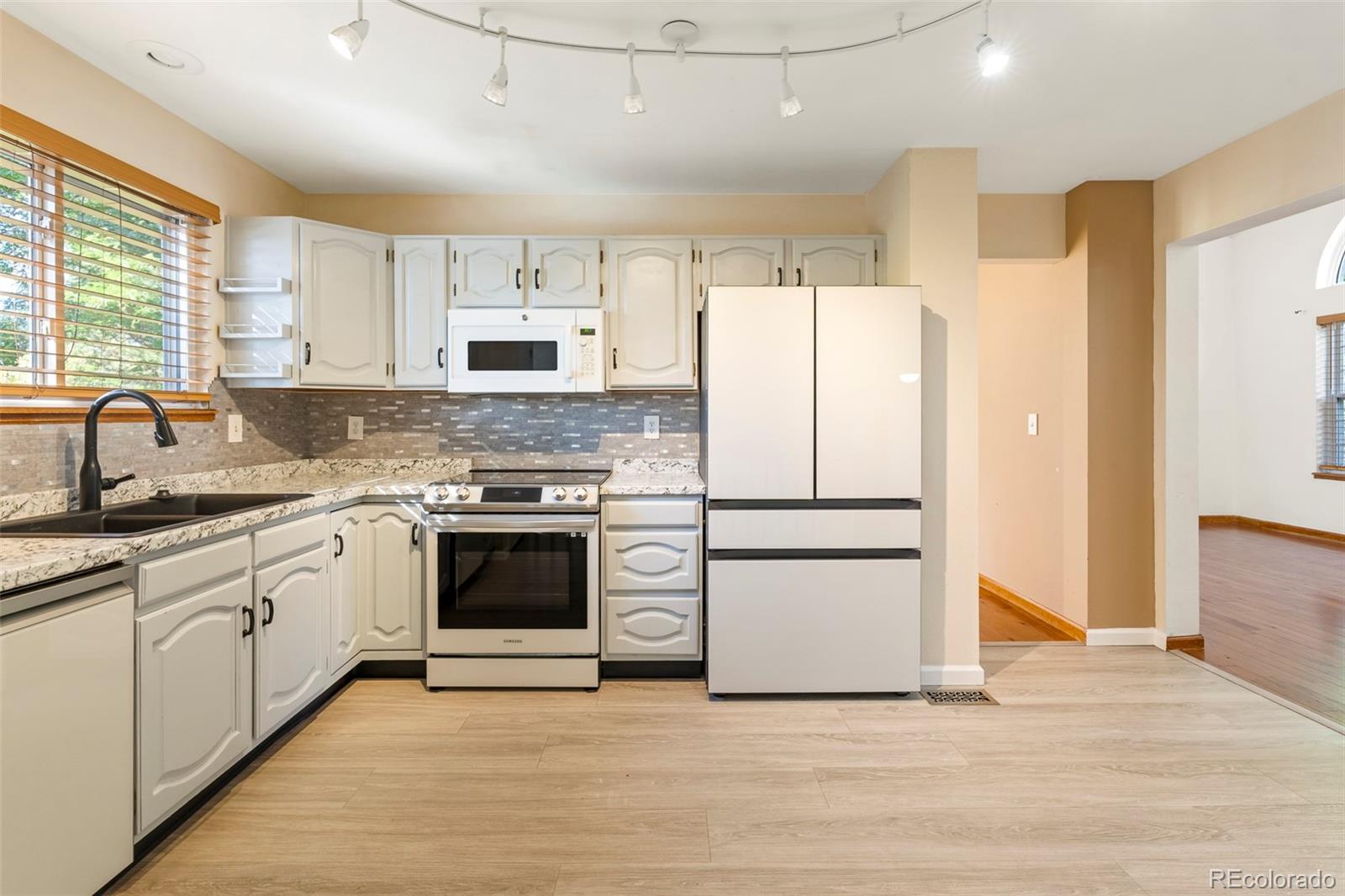 MLS Image #7 for 7216 s pierson street,littleton, Colorado