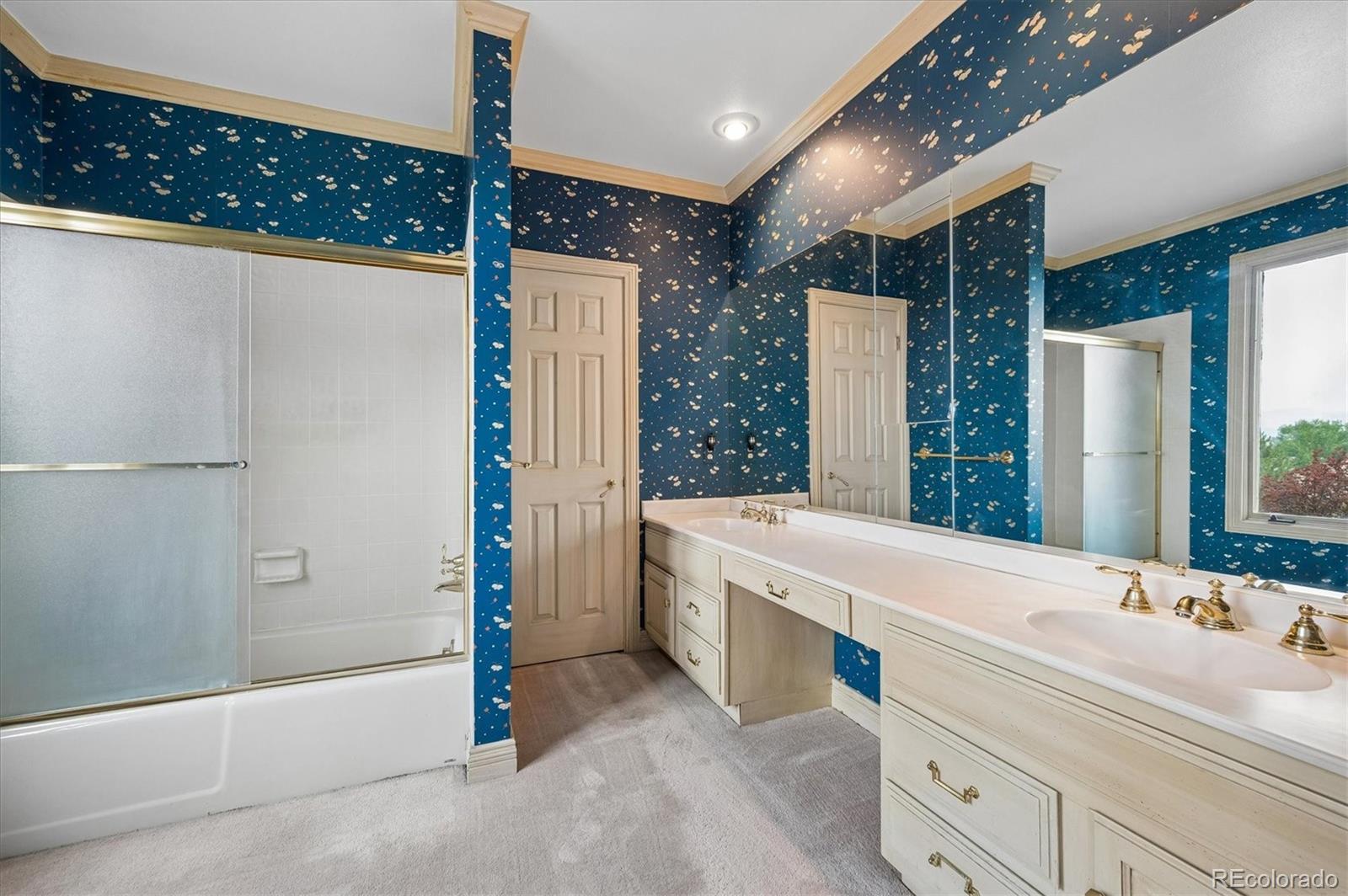 MLS Image #25 for 2530 s gray court,denver, Colorado