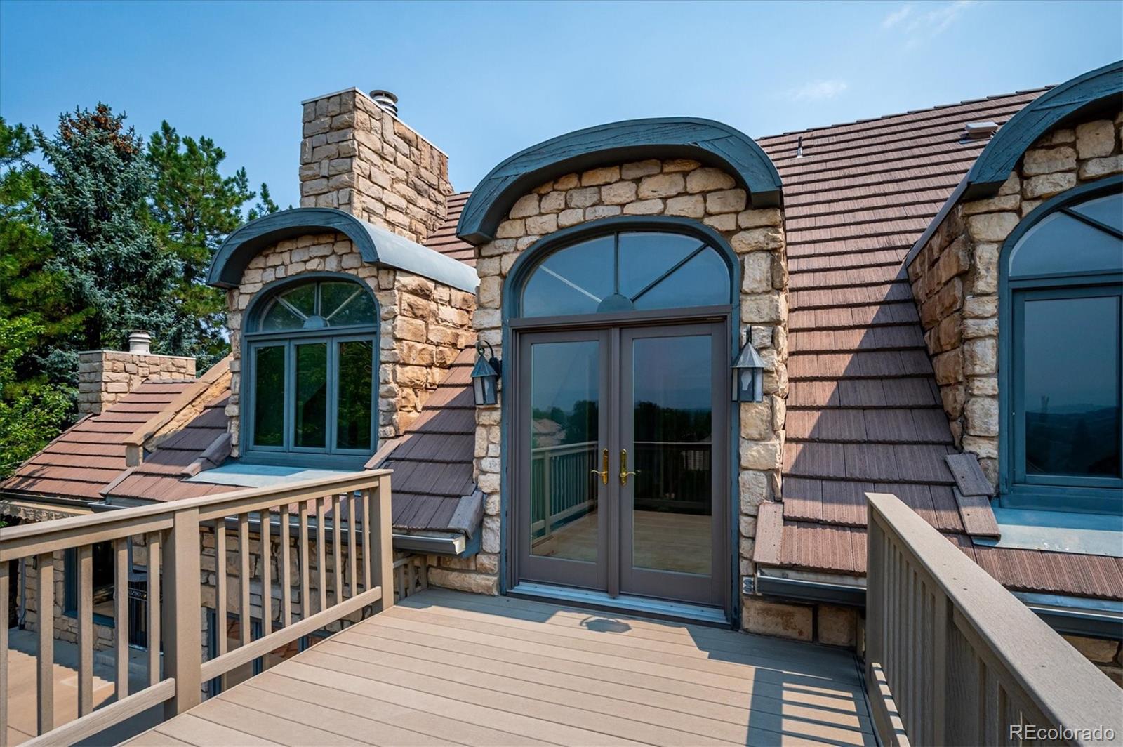 MLS Image #38 for 2530 s gray court,denver, Colorado