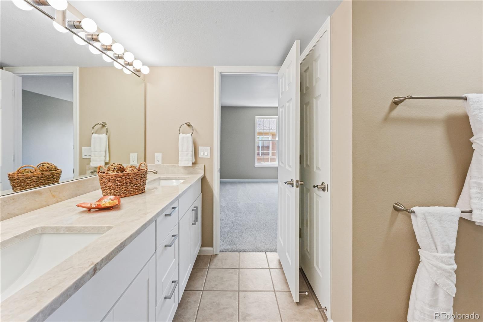 MLS Image #18 for 12824  ironstone way 302,parker, Colorado