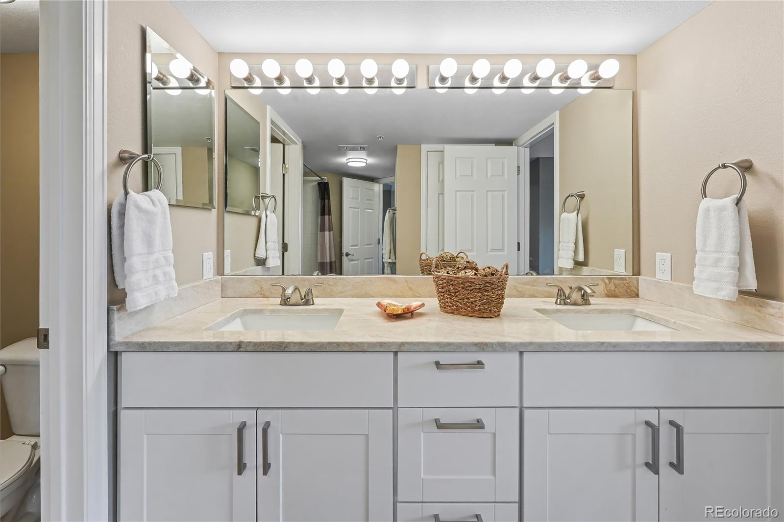 MLS Image #20 for 12824  ironstone way 302,parker, Colorado