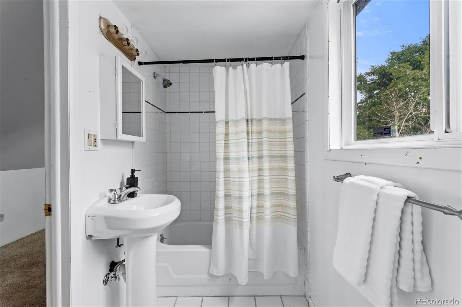 MLS Image #22 for 221 s ogden street,denver, Colorado