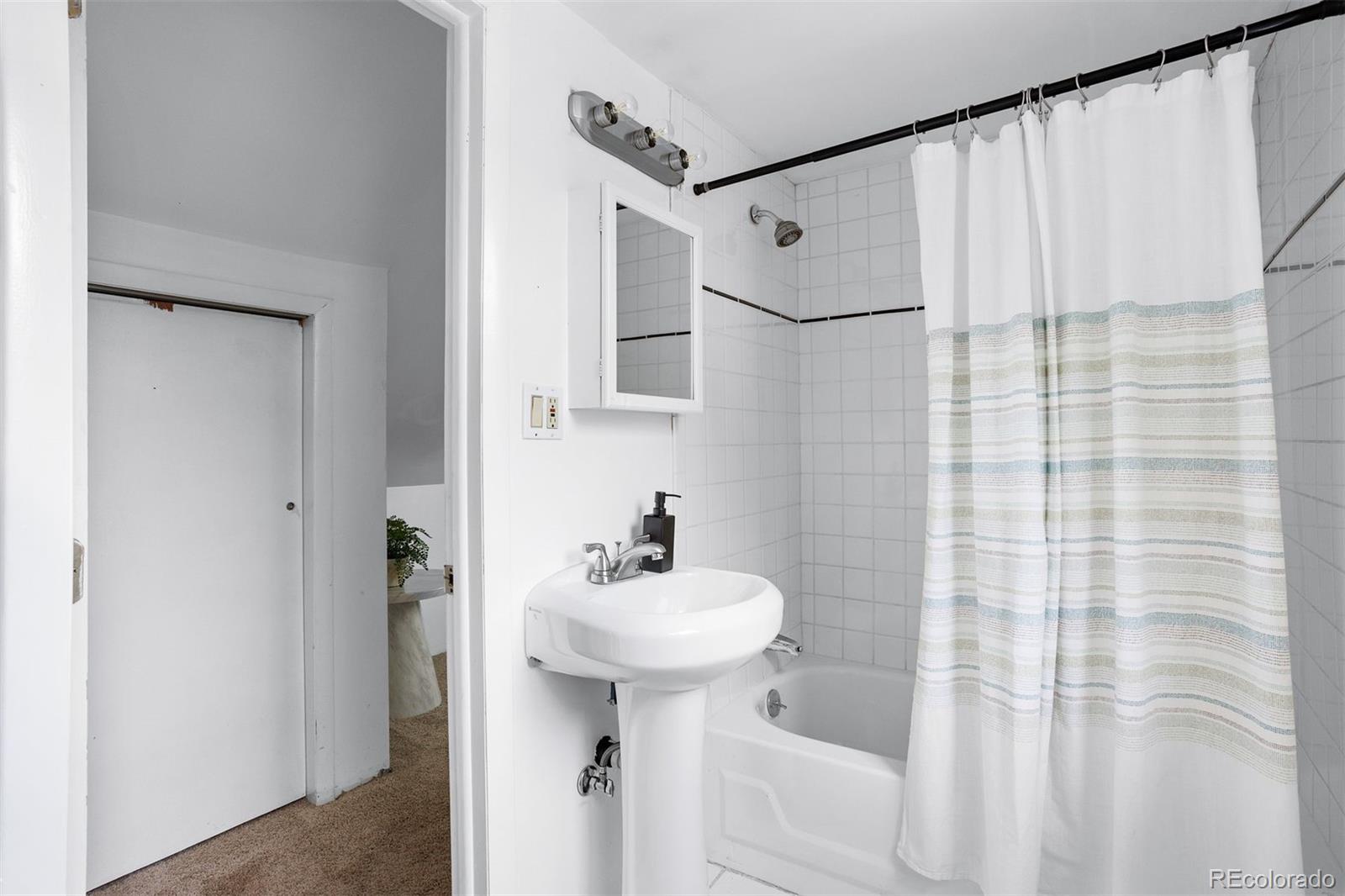 MLS Image #23 for 221 s ogden street,denver, Colorado