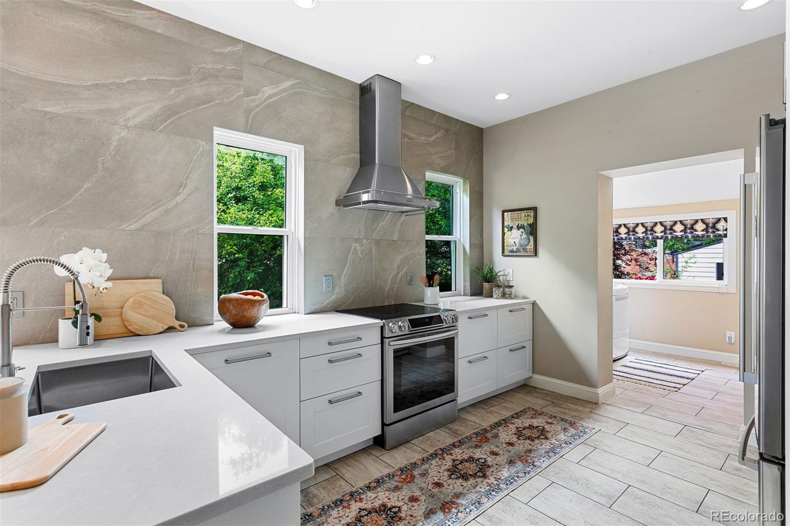 MLS Image #5 for 221 s ogden street,denver, Colorado