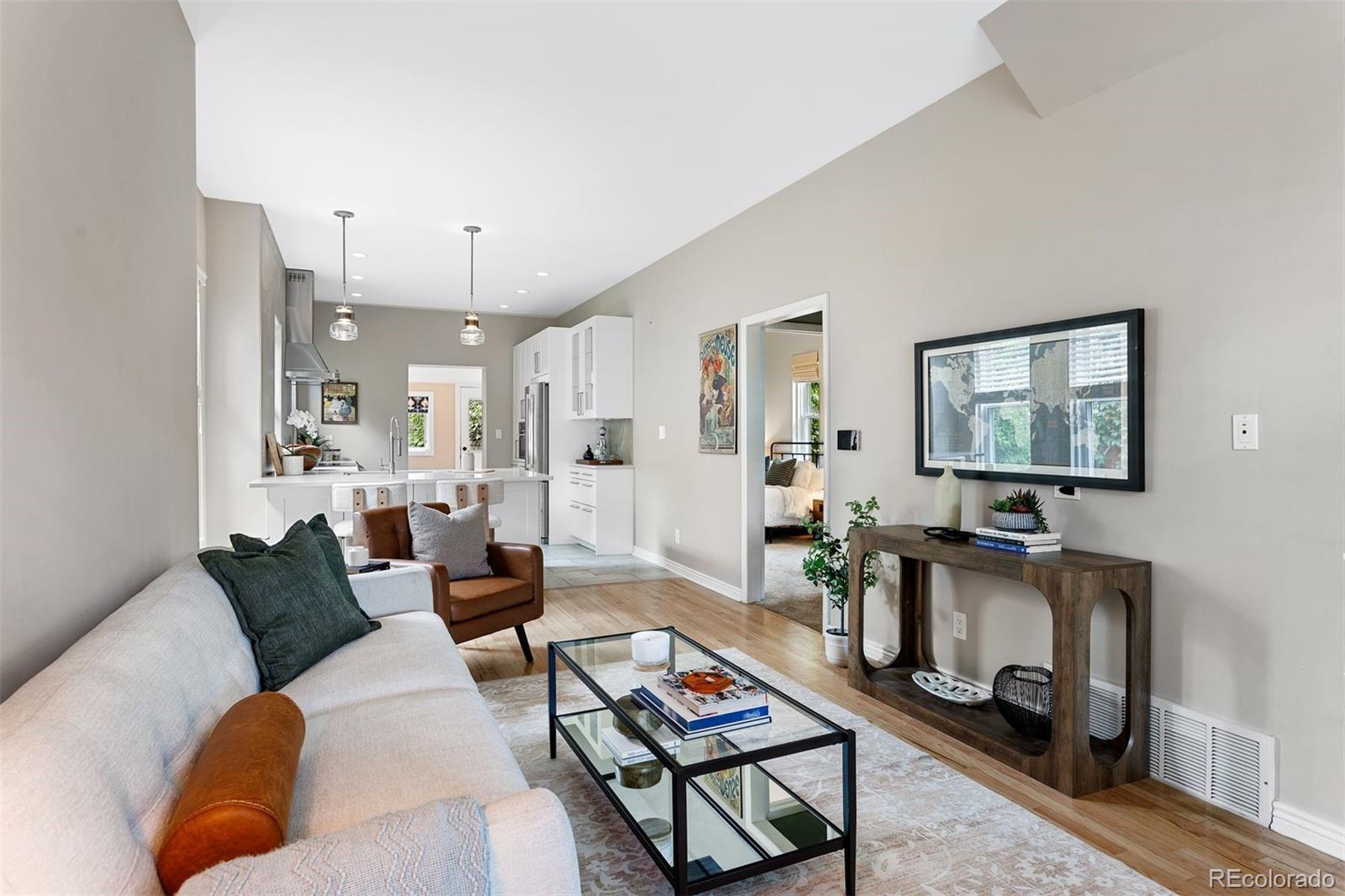 MLS Image #6 for 221 s ogden street,denver, Colorado