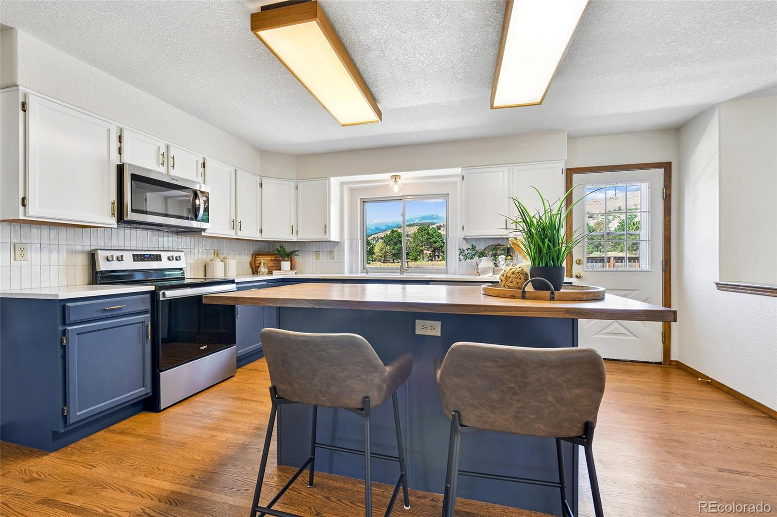 MLS Image #6 for 4720  holister court,colorado springs, Colorado