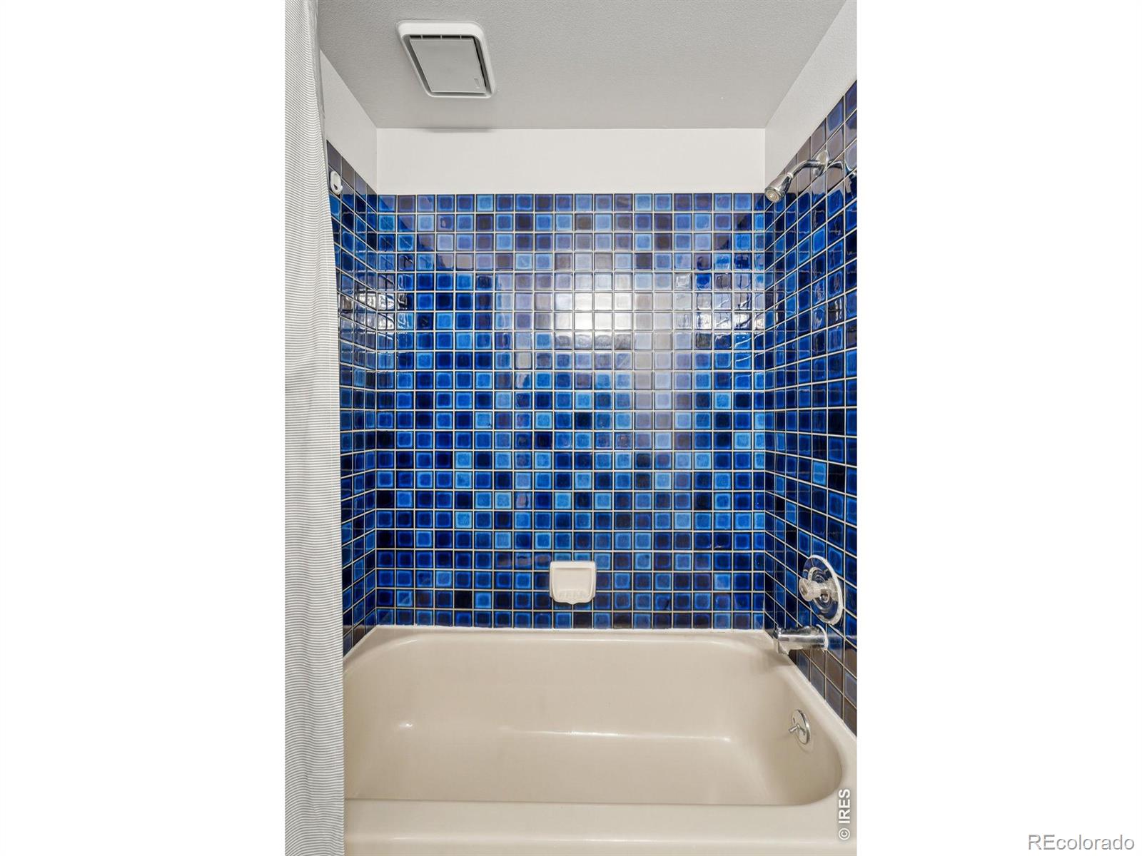 MLS Image #23 for 2892 w long circle,littleton, Colorado