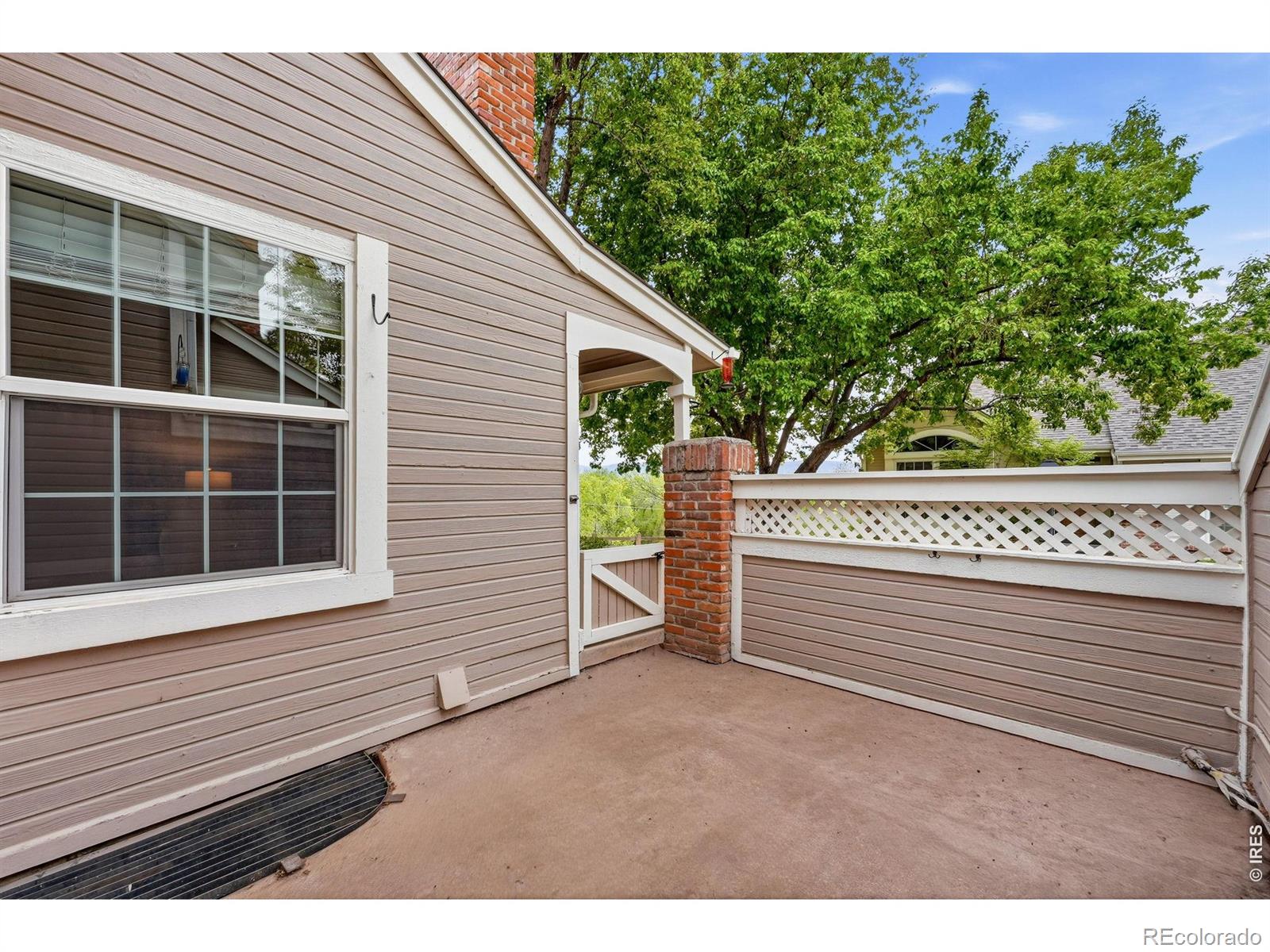 MLS Image #33 for 2892 w long circle,littleton, Colorado
