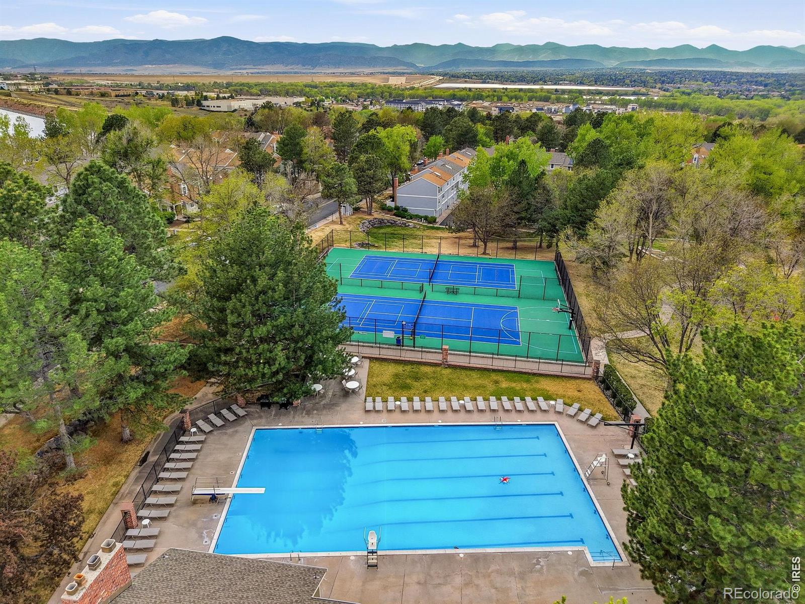 MLS Image #37 for 2892 w long circle,littleton, Colorado