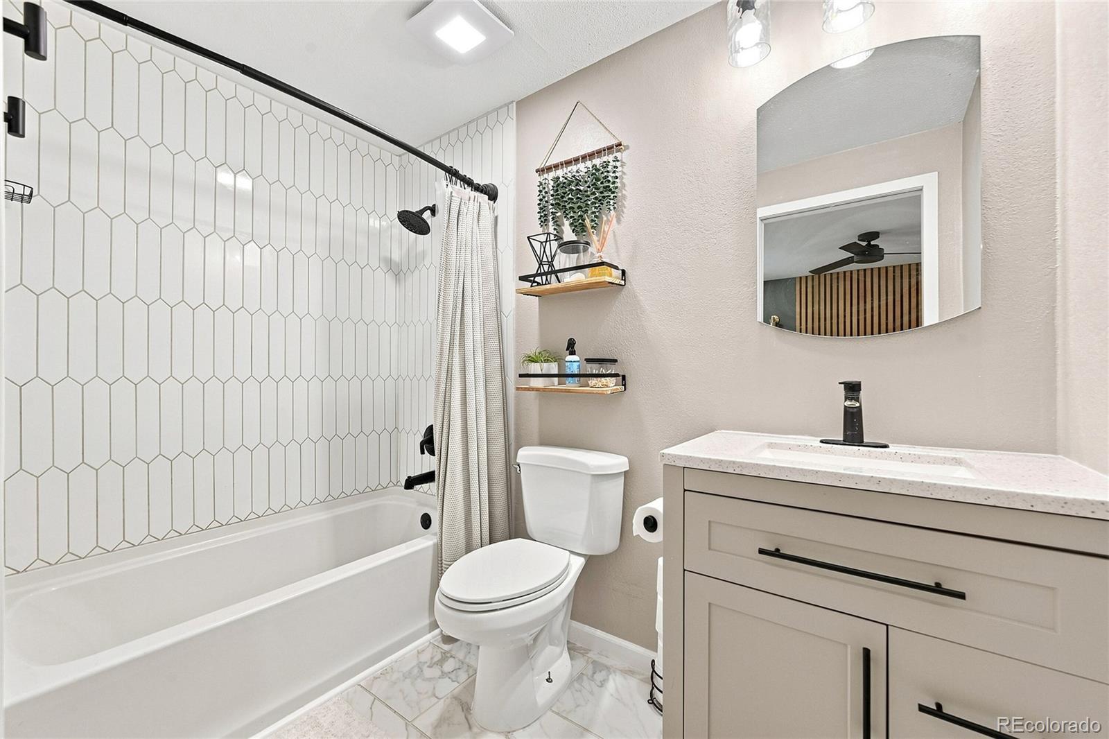MLS Image #10 for 2822 e 117th court,denver, Colorado