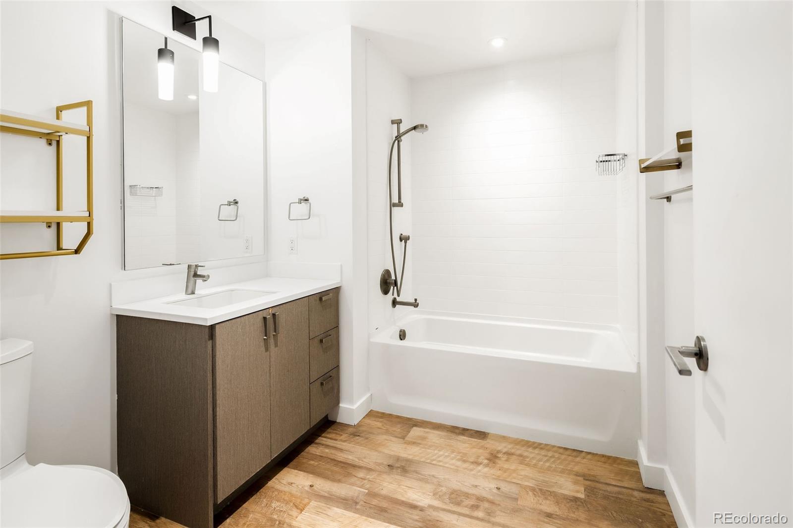 MLS Image #15 for 1750  wewatta street,denver, Colorado