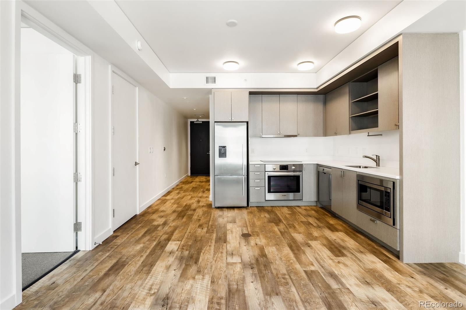 MLS Image #4 for 1750  wewatta street,denver, Colorado