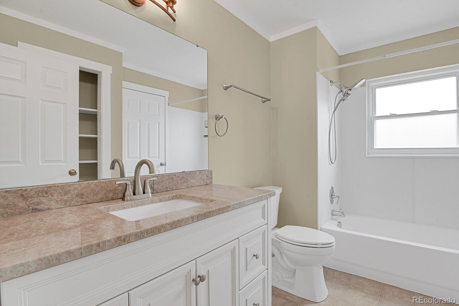 MLS Image #15 for 10934  birch drive,denver, Colorado