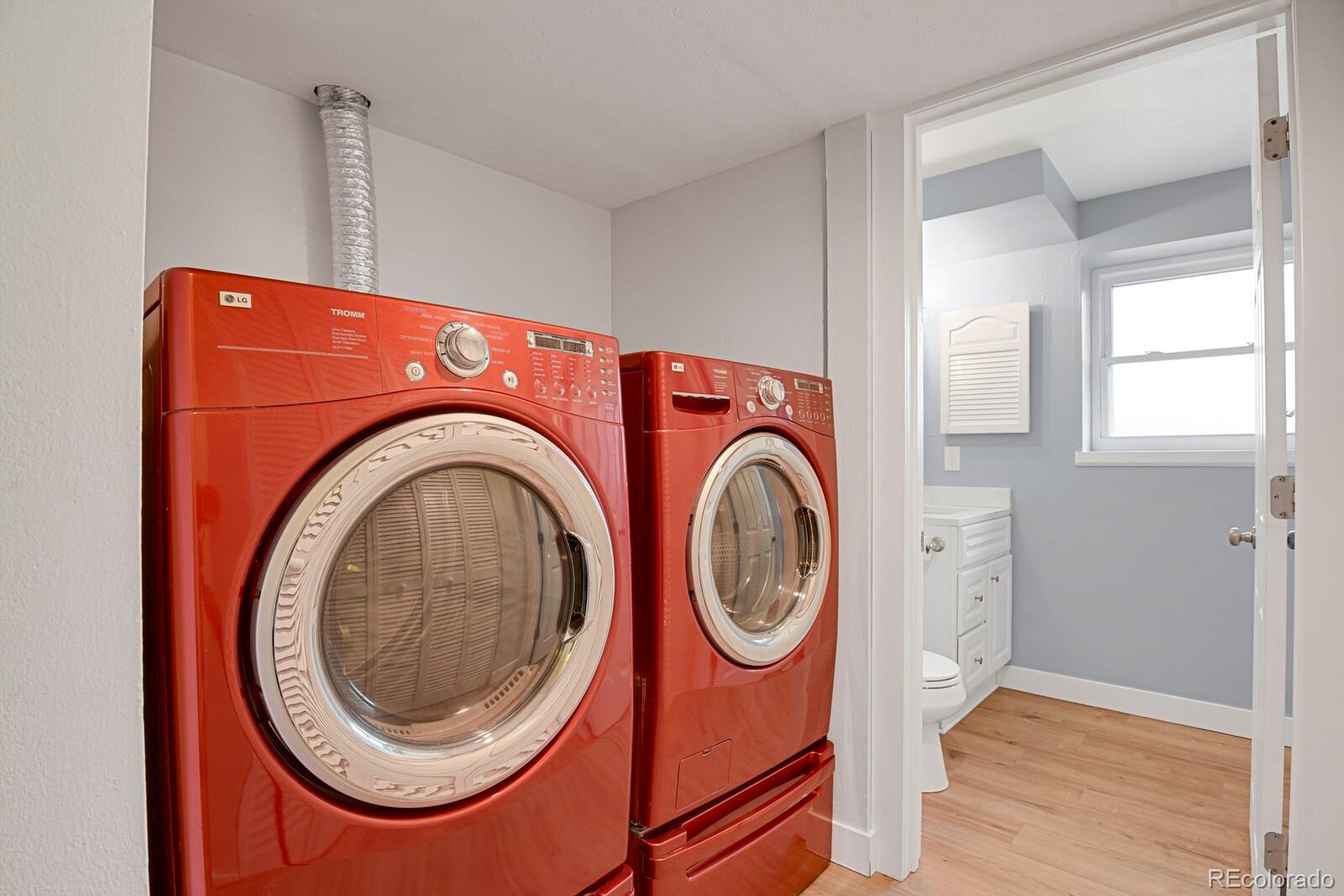 MLS Image #23 for 10934  birch drive,denver, Colorado