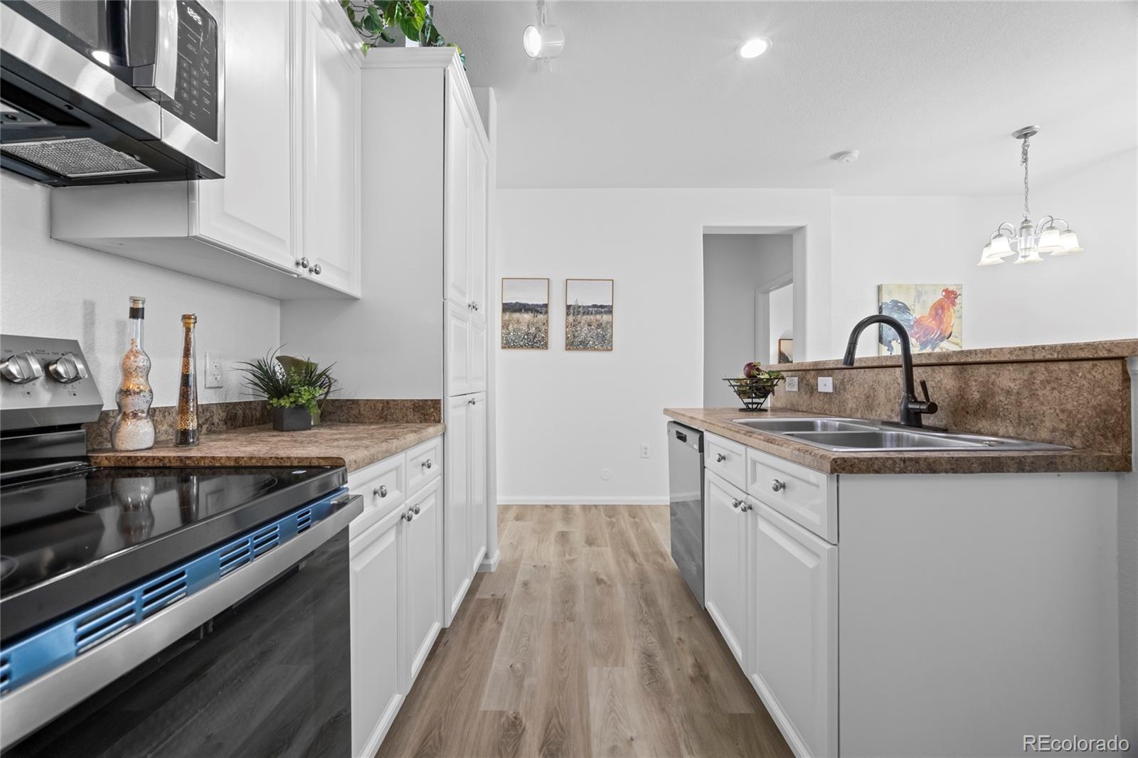 MLS Image #14 for 2210 s vaughn way 101,aurora, Colorado
