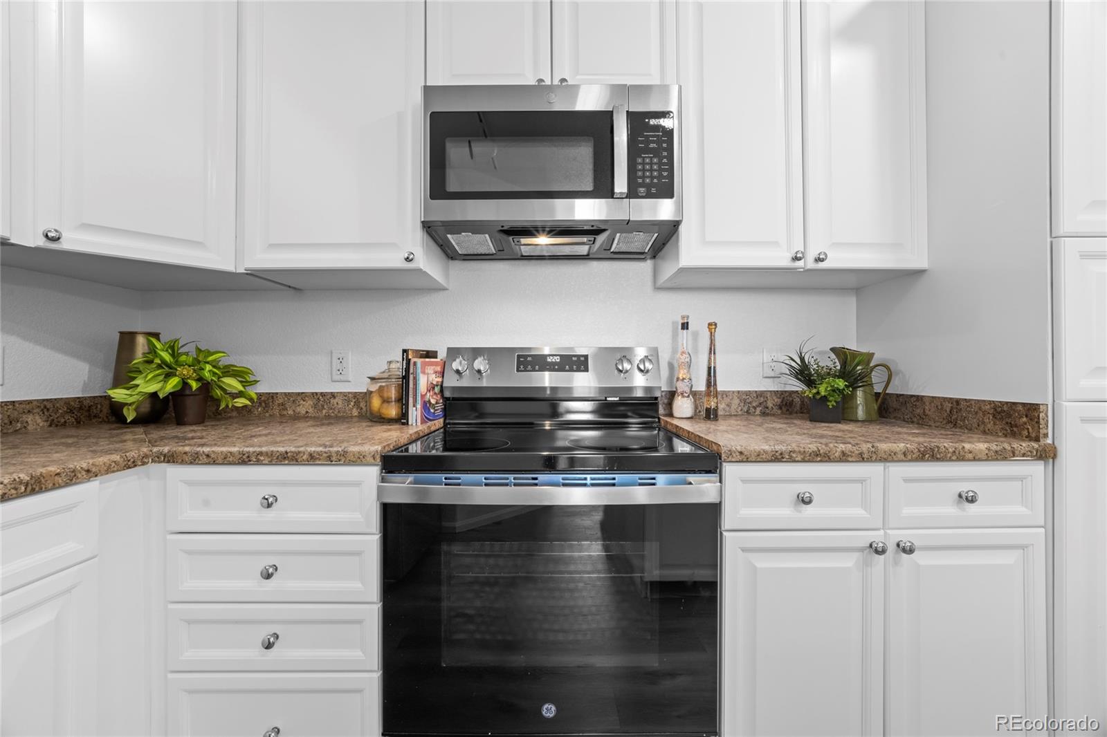 MLS Image #15 for 2210 s vaughn way 101,aurora, Colorado