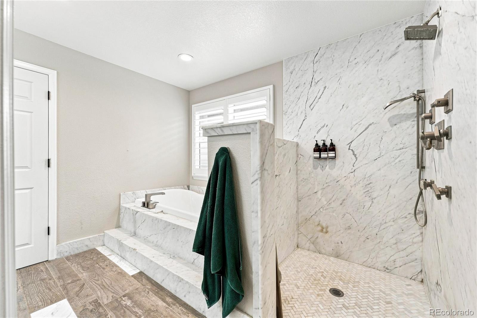 MLS Image #22 for 1658  spring water place,littleton, Colorado
