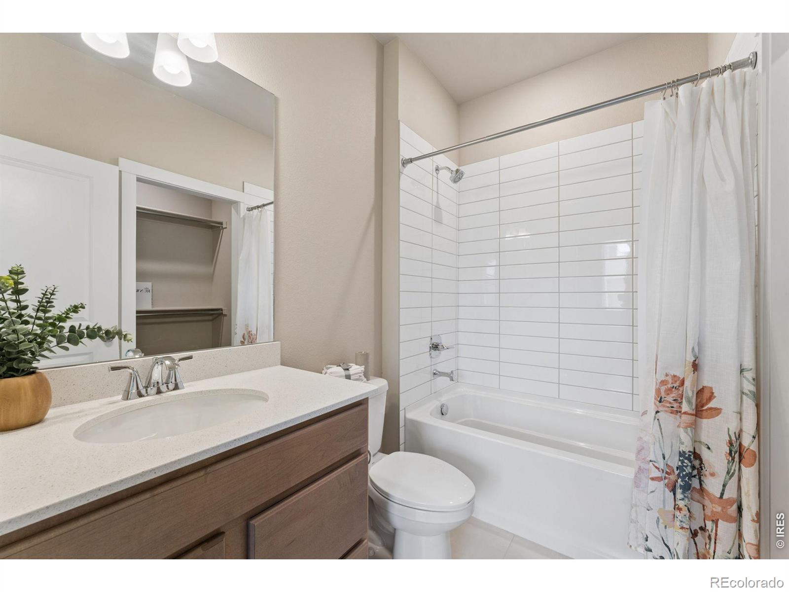 MLS Image #20 for 330  high point drive,longmont, Colorado