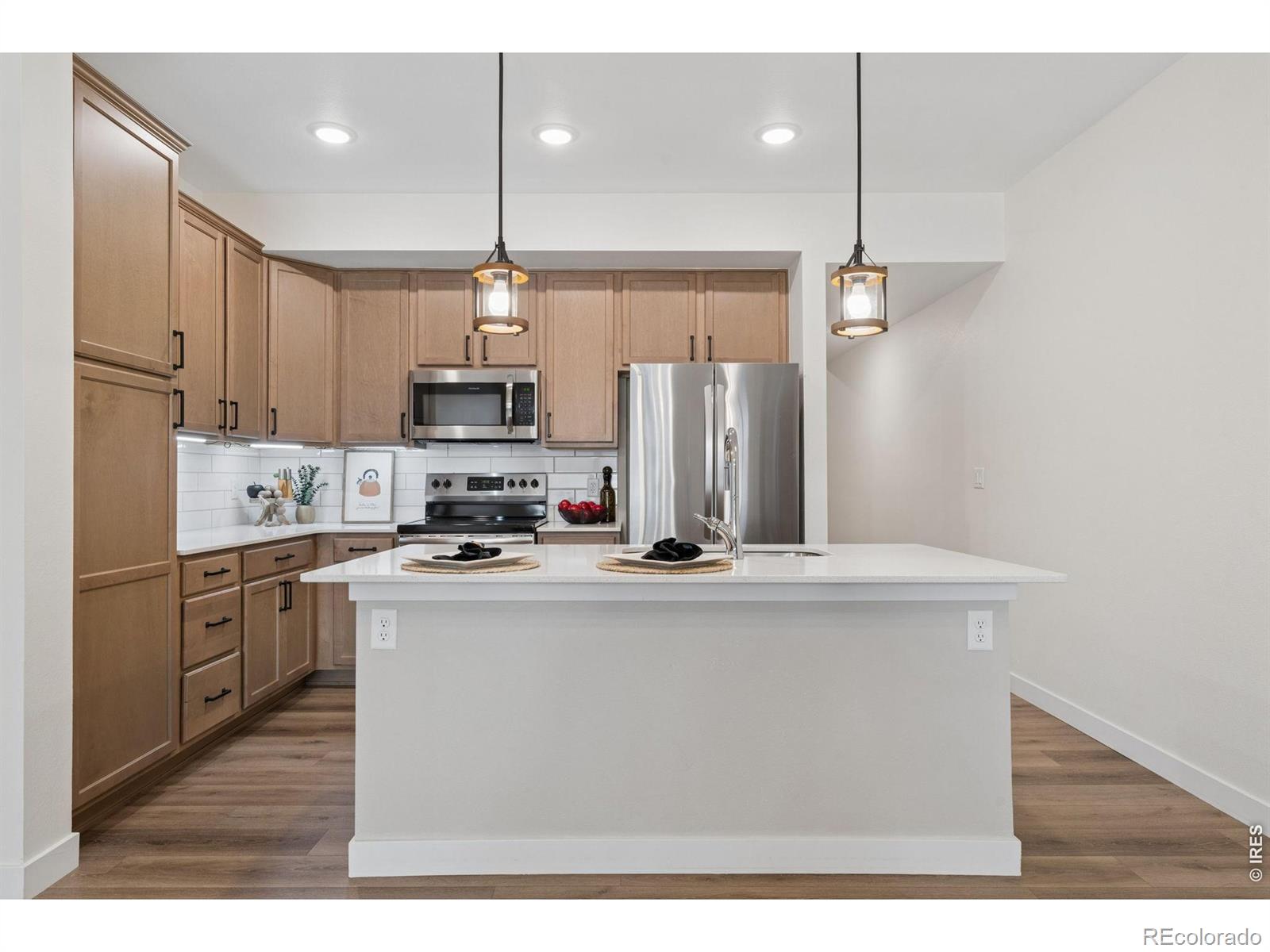 MLS Image #8 for 330  high point drive,longmont, Colorado