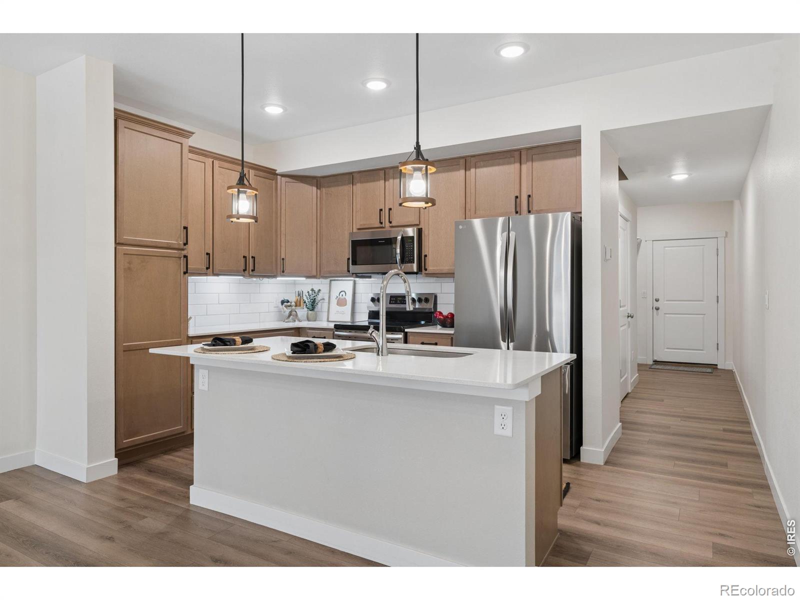 MLS Image #9 for 330  high point drive,longmont, Colorado