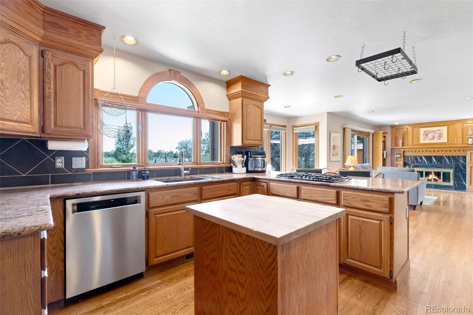 MLS Image #10 for 1147  twin peaks circle,longmont, Colorado