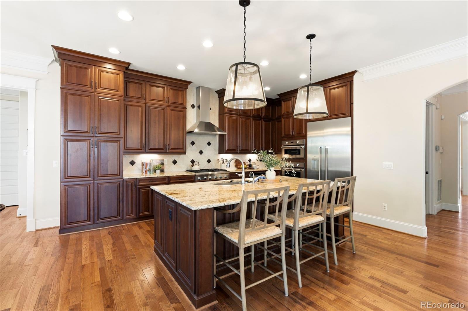 MLS Image #16 for 9427 e 51st drive,denver, Colorado