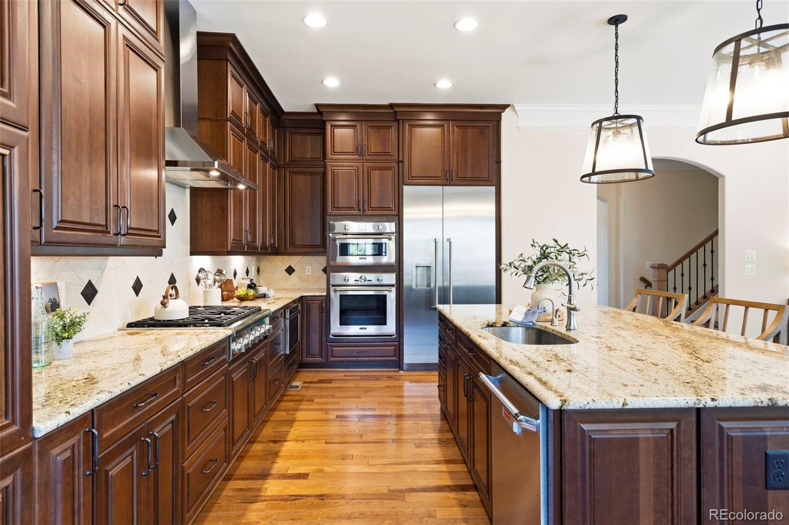 MLS Image #19 for 9427 e 51st drive,denver, Colorado