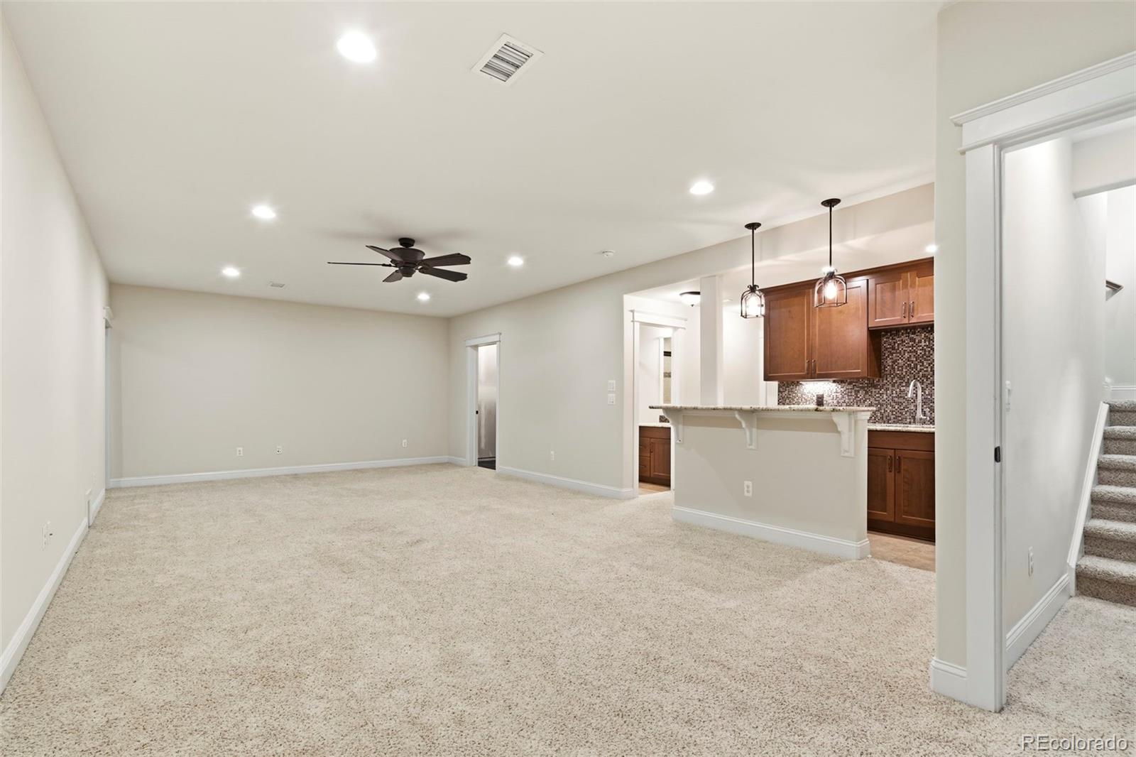 MLS Image #24 for 9427 e 51st drive,denver, Colorado