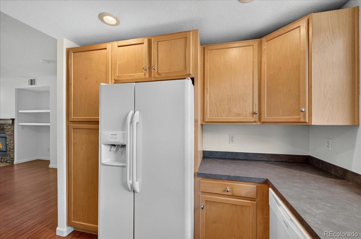 MLS Image #11 for 2122 s fulton circle,aurora, Colorado