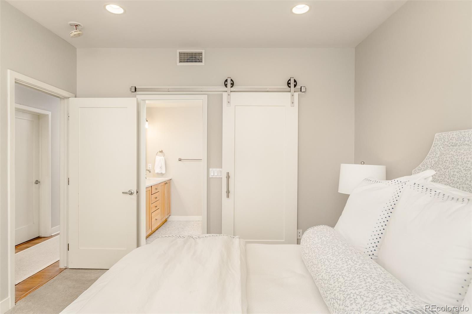 MLS Image #20 for 360 s lafayette street,denver, Colorado