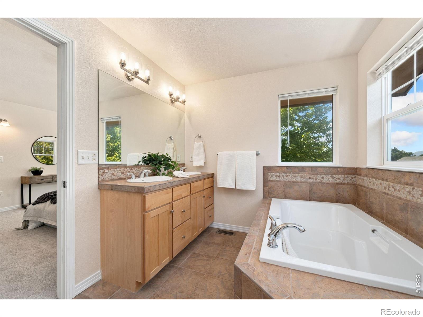 MLS Image #10 for 2104  18th avenue,longmont, Colorado