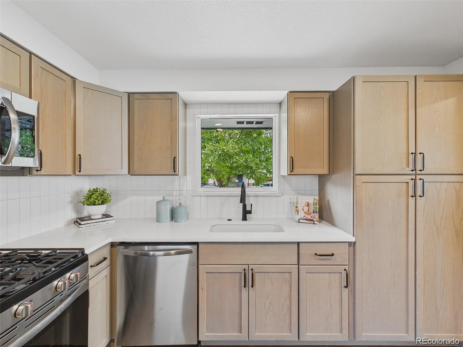 MLS Image #6 for 1370  zenobia street,denver, Colorado