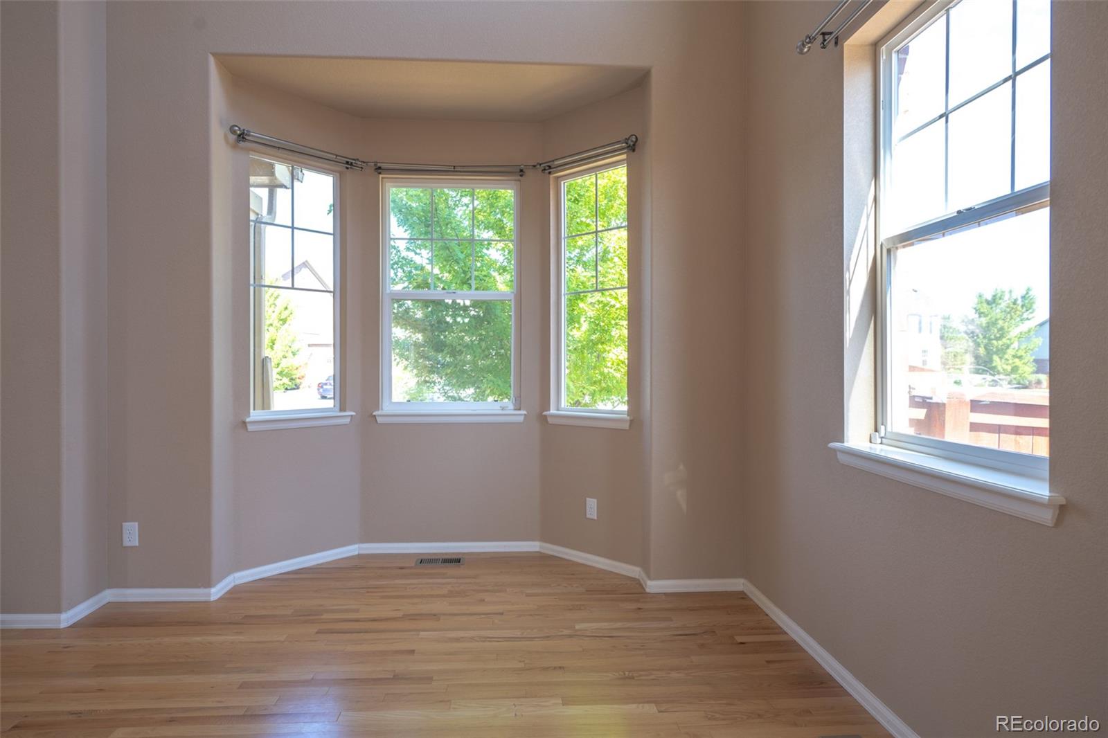 MLS Image #3 for 5356 s fultondale way,aurora, Colorado