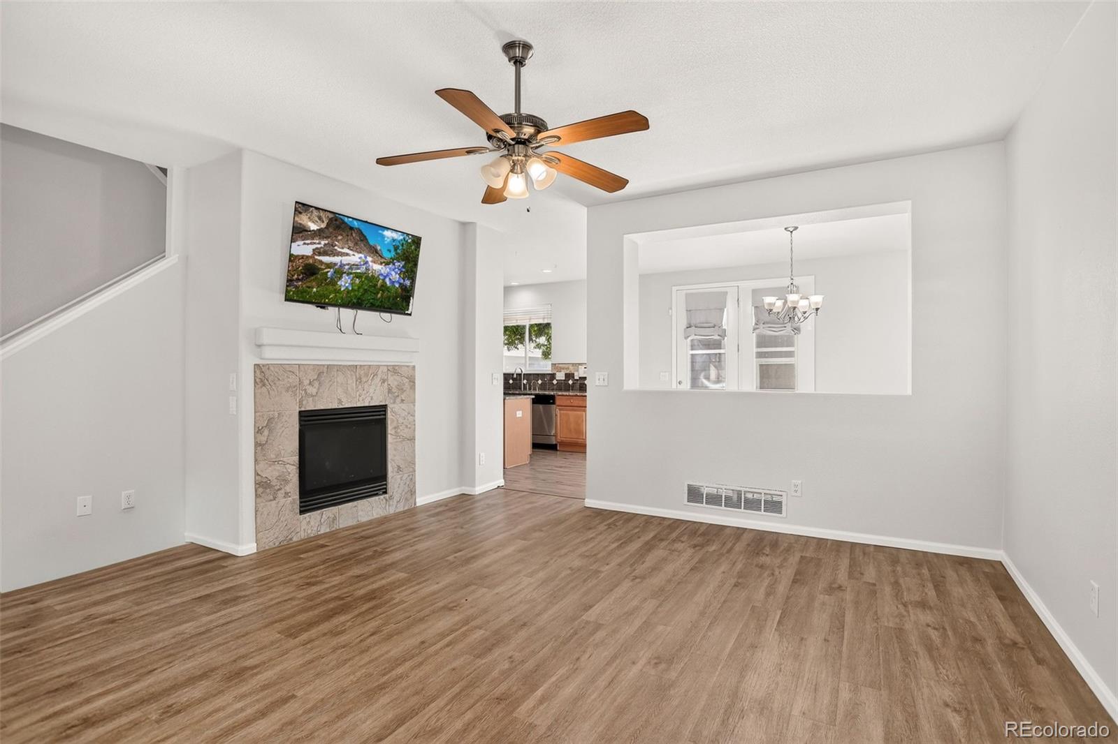 MLS Image #10 for 4356 s iris court,littleton, Colorado
