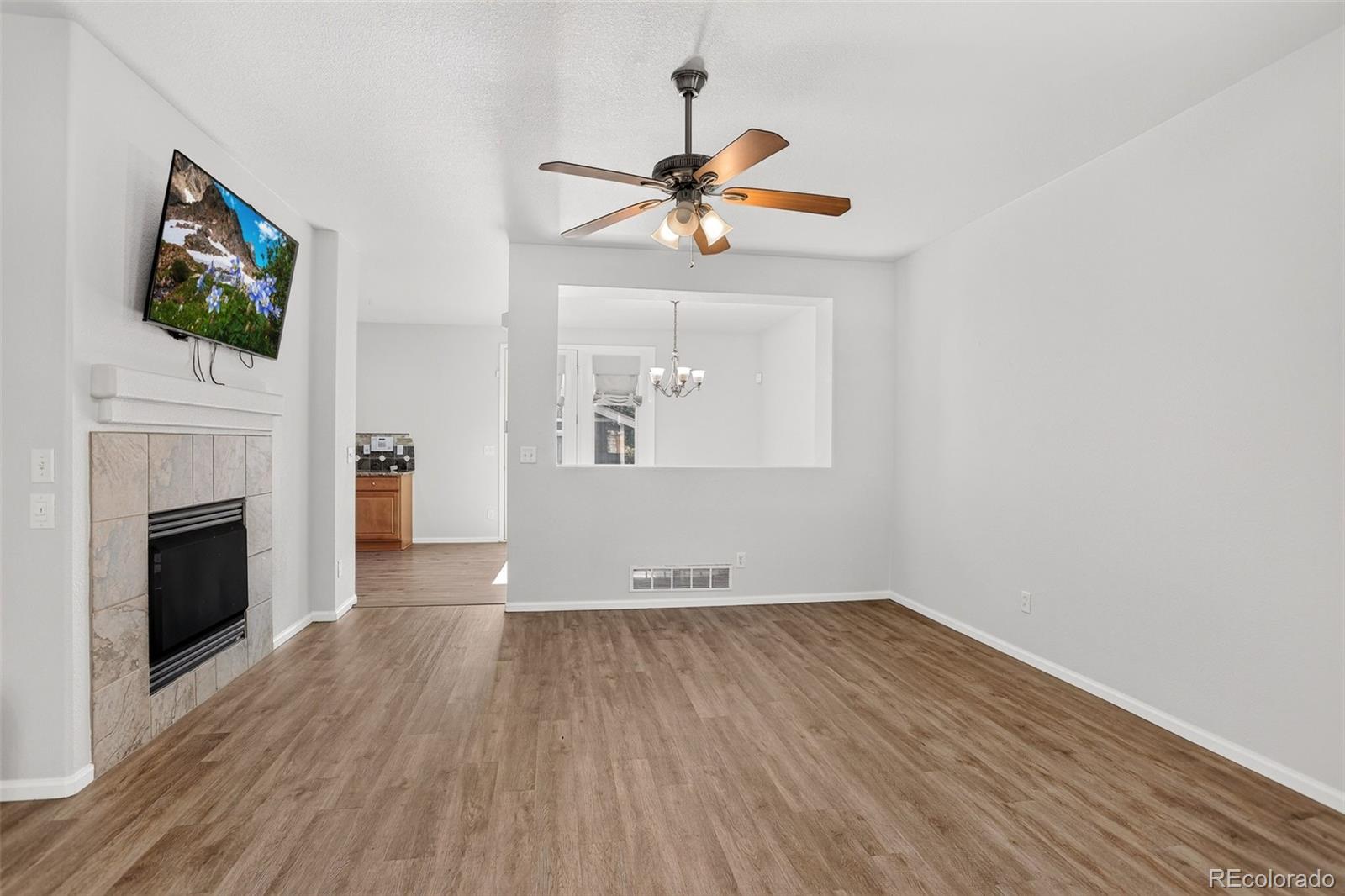 MLS Image #11 for 4356 s iris court,littleton, Colorado