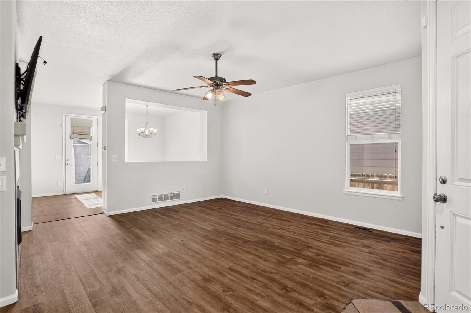 MLS Image #12 for 4356 s iris court,littleton, Colorado