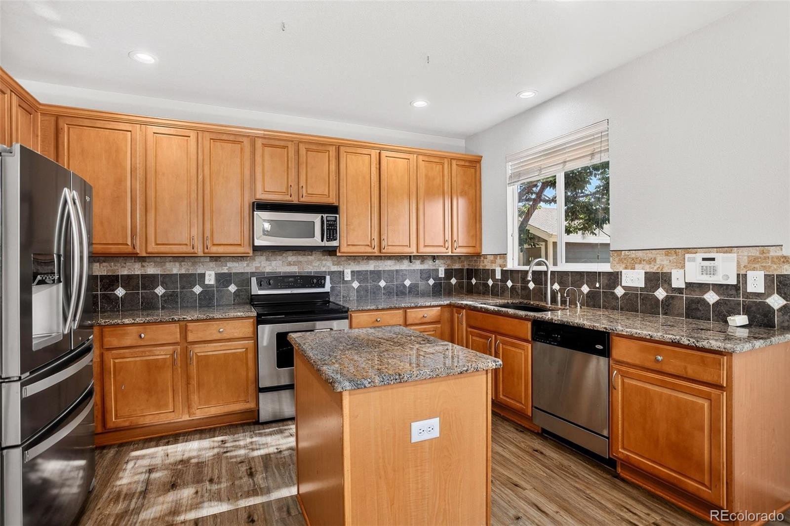MLS Image #13 for 4356 s iris court,littleton, Colorado