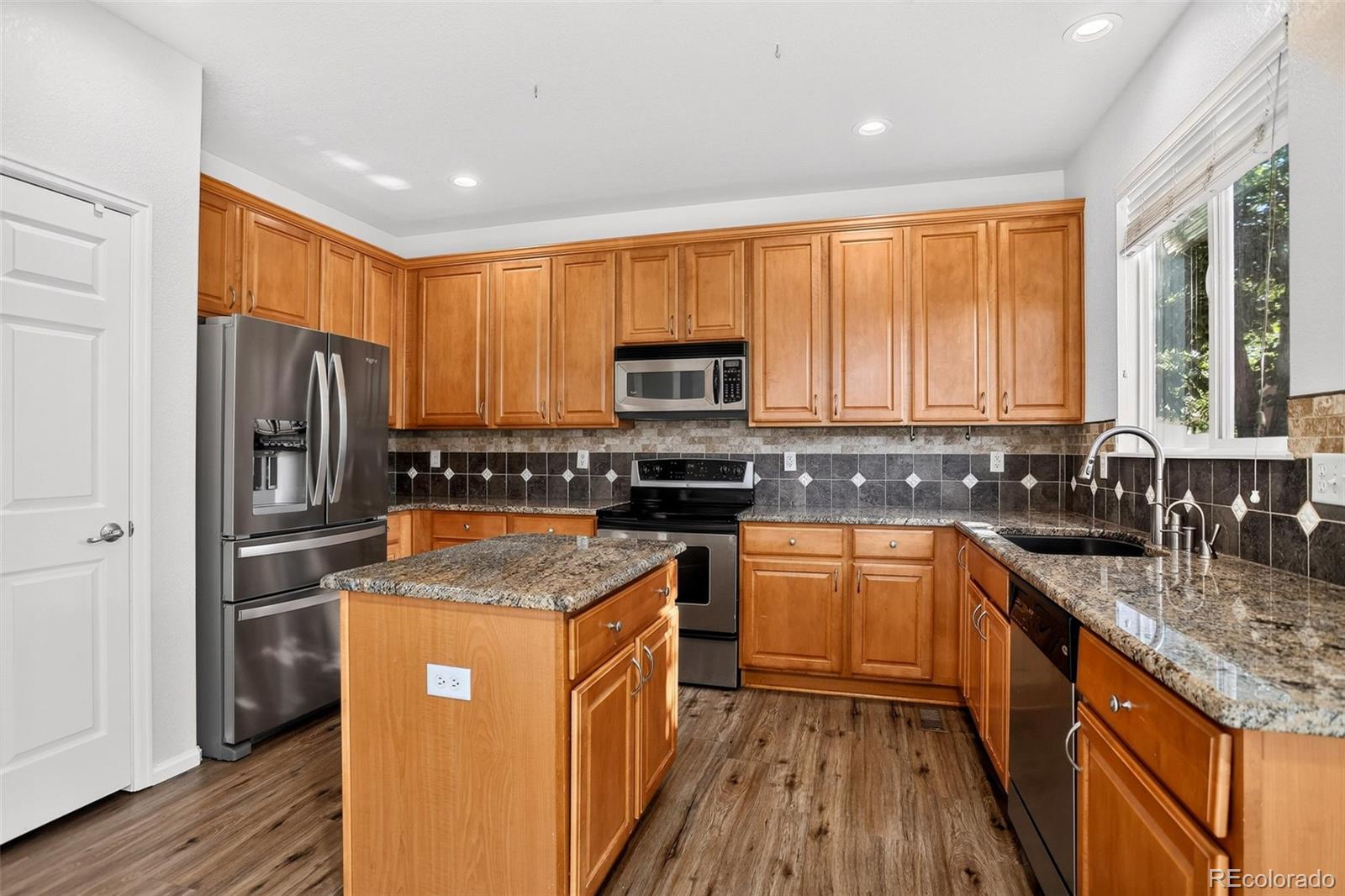 MLS Image #16 for 4356 s iris court,littleton, Colorado