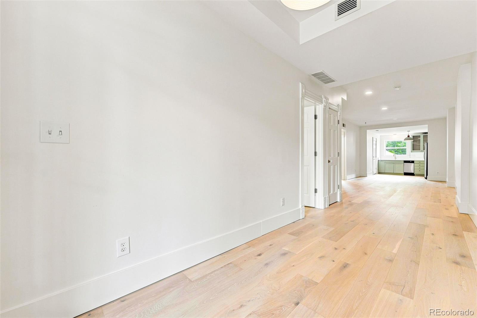 MLS Image #10 for 2554 w 32nd avenue,denver, Colorado