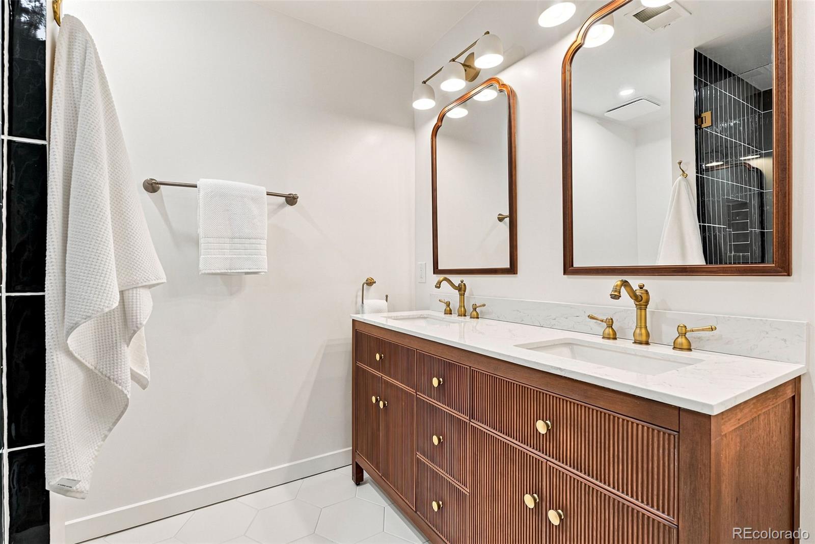 MLS Image #22 for 2554 w 32nd avenue,denver, Colorado