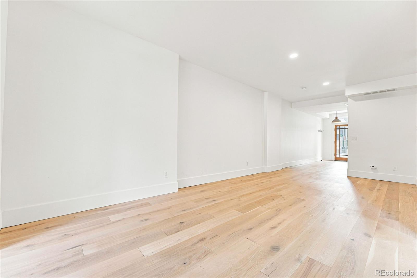 MLS Image #8 for 2554 w 32nd avenue,denver, Colorado