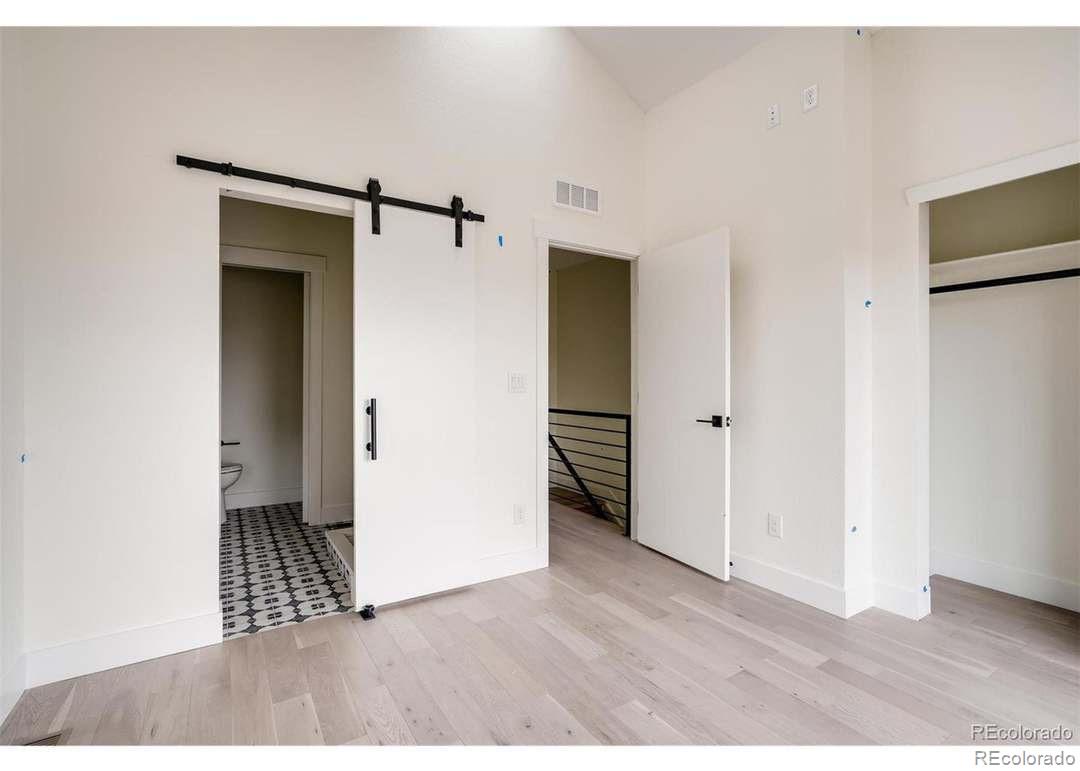 MLS Image #10 for 1917 w elk place,denver, Colorado