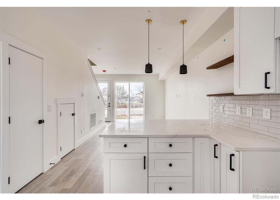 MLS Image #2 for 1917 w elk place,denver, Colorado